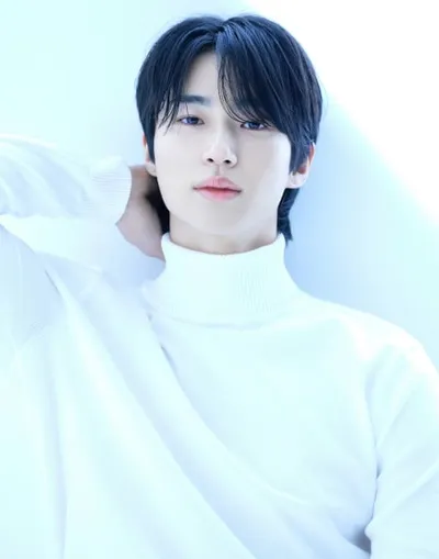 변우석·아이유, ‘2025 대한민국 대표 광고모델’ 선정