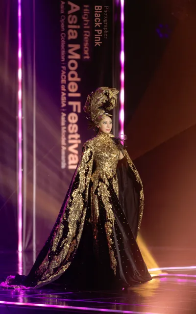 IUC남가주 예술대학 이영희 교수의 화려한 외출