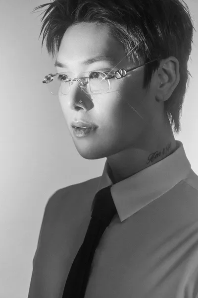 B.A.P 출신 젤로, 新 음악 레이블 블랙스쿼드에서 새 도약!