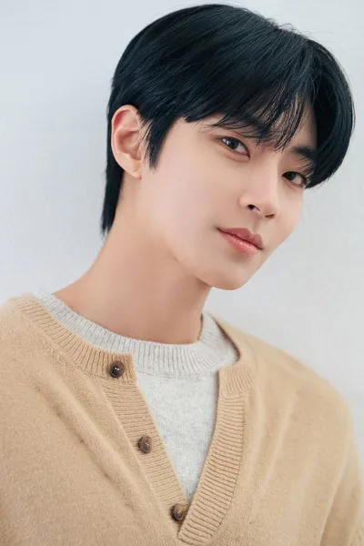 황인엽, ‘인간X구미호’ 특별출연 확정! 구미호의 천적 삼족구 ‘삼이’ 역