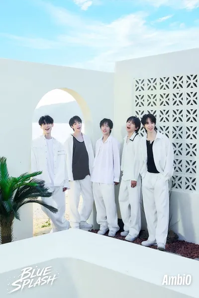 그룹 엠비오, 오늘(7일) 새 디지털 싱글 ‘BLUE SPLASH’로 전격 컴백! 청량美·상큼 포텐 터지는 서머송