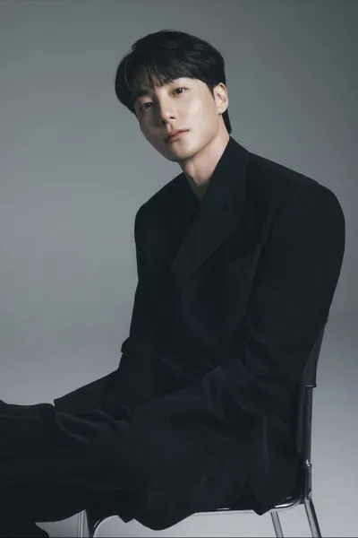 로이킴, ‘너의 이름은.’ 대표 OST ‘스파클’ 재해석...“오는 11일 공개”