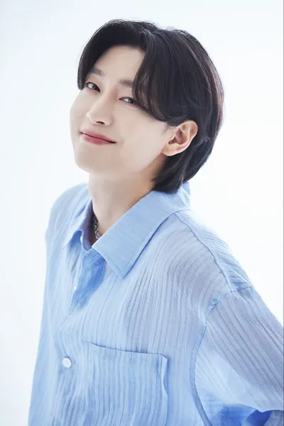 김용빈, 1년 2개월 만의 신곡 ‘당신뿐입니다’ 오늘 21일 발매. “고마움과 미안함, 영원한 사랑 담았다”