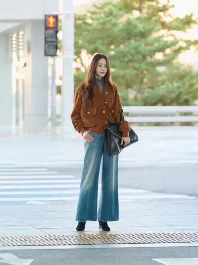 고현정, 이탈리아 브랜드 발렌티노 쇼 참석 위해 파리行… 시크한 가을 공항패션 눈길